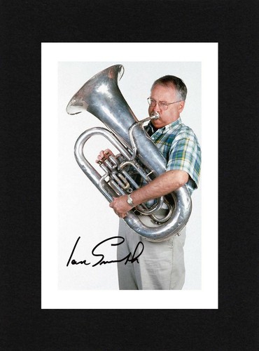 8x6 mount ian smith - mount, signed