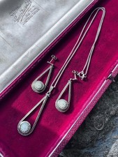 Wedgwood Necklace Earrings