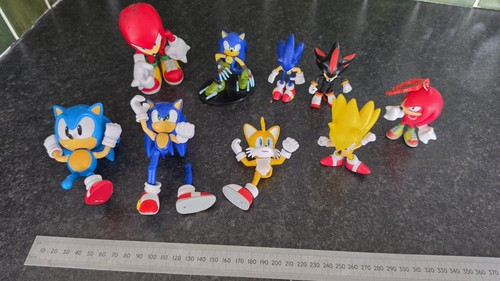 Sonic the hedgehog figures - sonic,