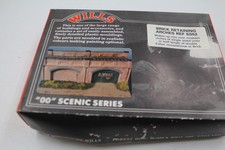 Wills SS52 OO Brick Retaining