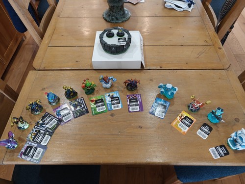 Skylanders figures and - figures,