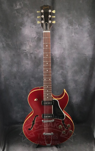 Gibson 135 semi hollow - semi,