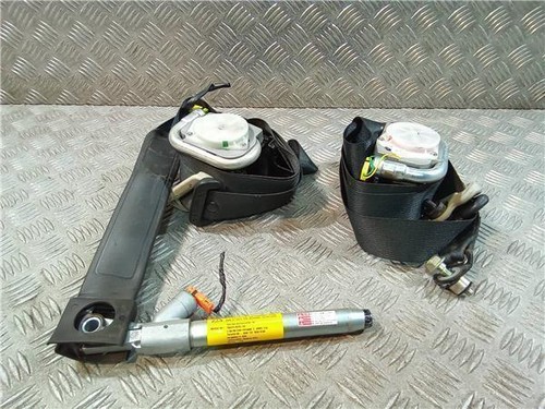 Front seat belt nissan note - seat,
