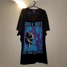 Guns N' Roses Use Your Illusion Tour Band T-Shirt - Black