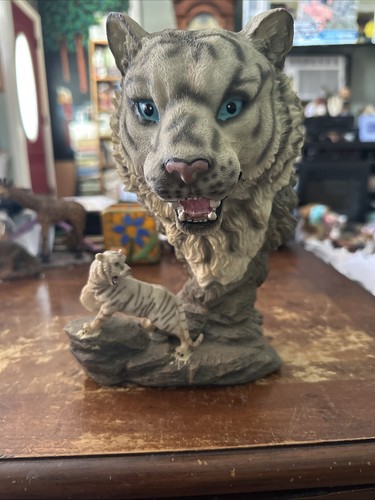 White tiger cub statue - white,