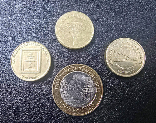 Gibraltar coin lot 2 - £2, (2004)