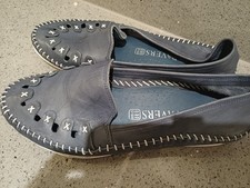 Ladies blue Pavers Soft Flat Leather Size 5 Slip On Shoes