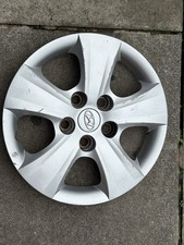 HYUNDAI I30 15" WHEEL TRIM X 1 HUB CAP GENUINE 529602R000 BOLT ON TYPE
