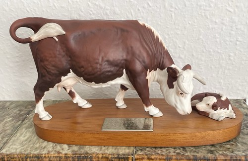 Beswick hereford cow and - cow, calf
