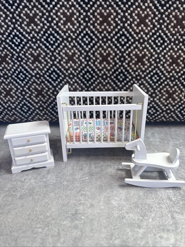 Vintage dolls house wooden - vintage,