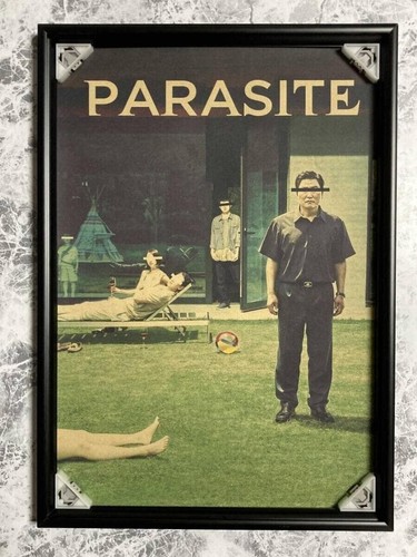 Parasite the family living - family,