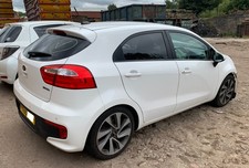 KIA RIO 1.4 CRDI - 2012 2013 2014 2015 2016 - BREAKING X5 WHEEL BOLTS D4FC