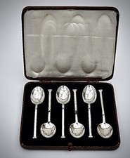  Six Solid Sterling Silver Seal End Spoons,Cooper Brothers London, 1932, 43,4g 