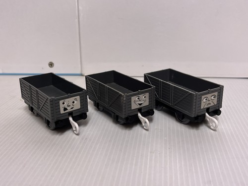 Thomas the tank engine - thomas,