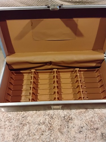 Eight track tape carry case - eight,