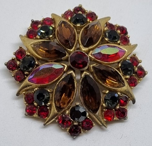 Beautiful vintage signed - beautiful,