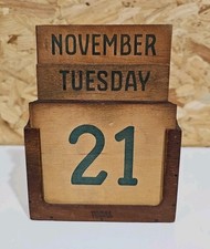 Vintage Wooden Perpetual Desk