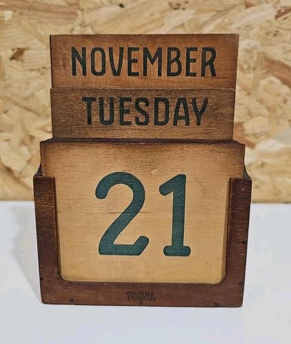 Vintage wooden perpetual desk - vintage,