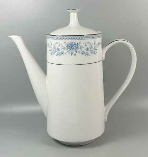 Noritake blue hill 2482 - noritake,