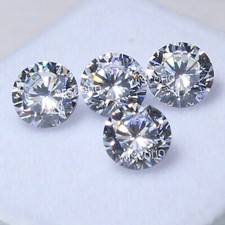 Natural 4 Pcs Brilliant Cut DE