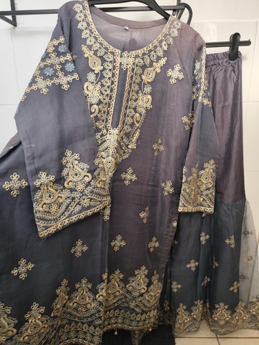 Grey sharara suit size - sharara, l/xl