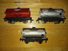 Hornby Dublo 3 Rail 3x Tank Wagons - Esso Royal Daylight and 2 x Esso