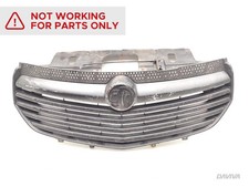 2015 Vauxhall Vivaro Front