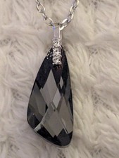 Vienna necklace with Swarovski