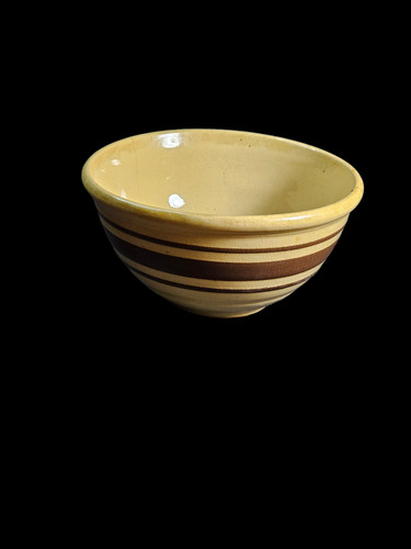 Yellow ware weller bowl - , 6"