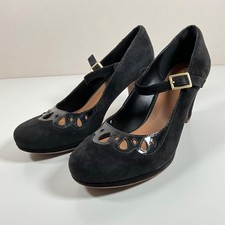 Clarks Court Shoes Size 7.5D