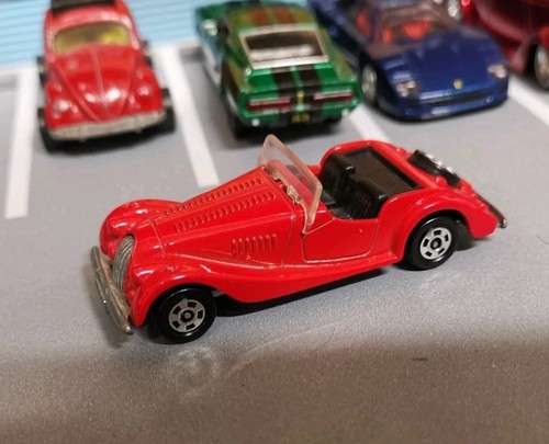 Morgan plus red - red, in