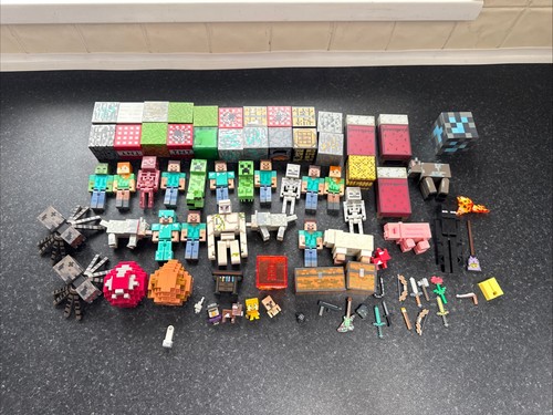 Huge minecraft action figure - minecraft,
