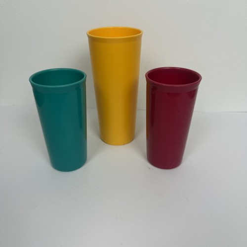 Tupperware tumblers 3 - tumblers, x
