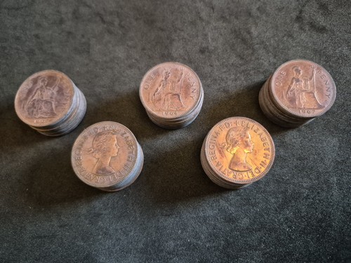 Qe2 old penny coins - 50,