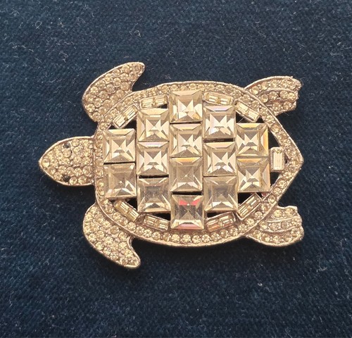 Butler wilson brooch - butler,