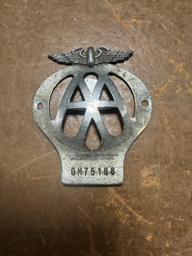 Vintage badge om75188 - vintage, no