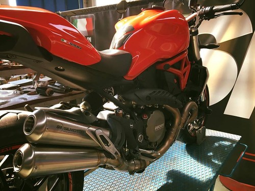 Ducati monster 1200 silmotor - ducati,