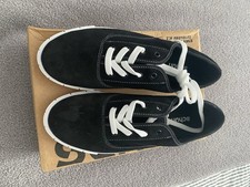 Womens Black Pumps Size 8 (41)