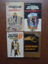 4 James Bond 007 movie tie in