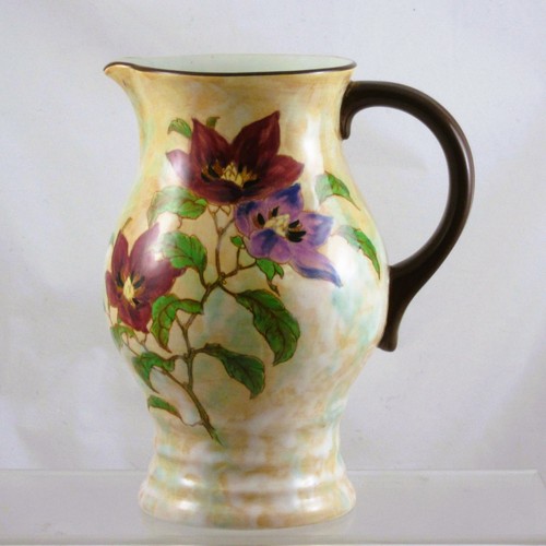 Hand painted royal doulton - hand,