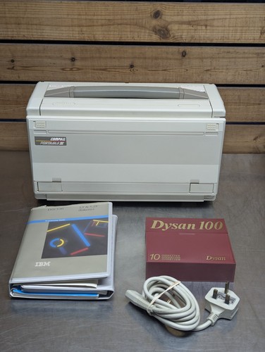 Vintage compaq portable - vintage,
