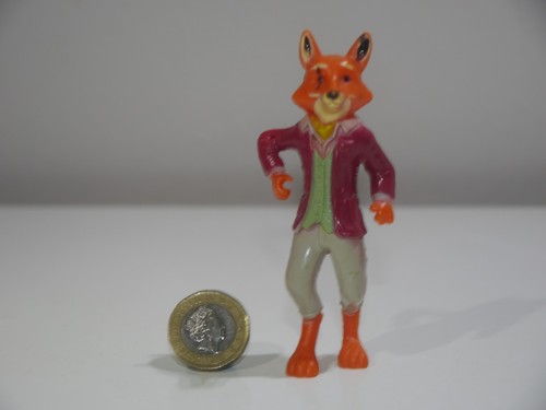Peter rabbit tod figure - peter,
