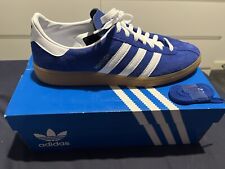 Size 9 - adidas Munchen City Series
