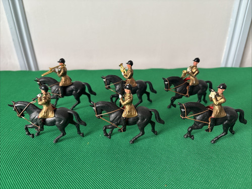Britains eyes right mounted - eyes,