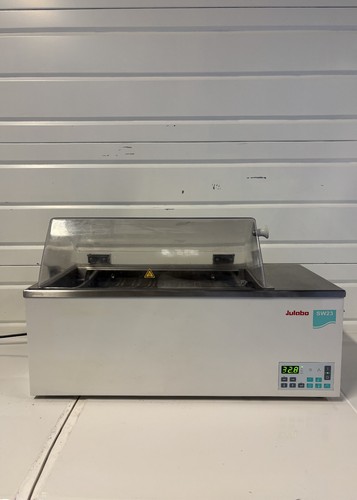 Julabo water bath agitator