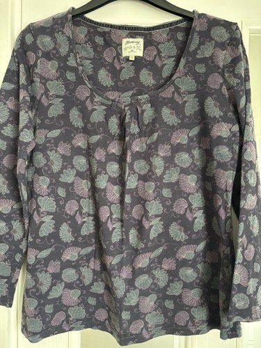 Lovely ladies mantaray tunic - lovely,