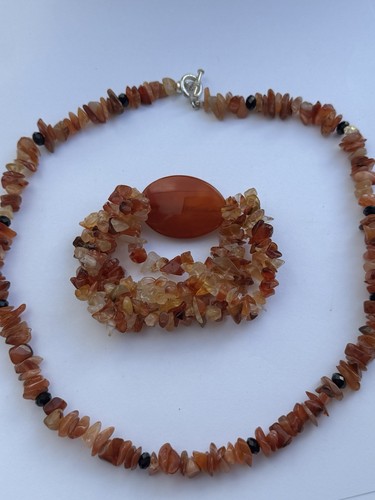 Reddish orange carnelian agate - reddish-orange,