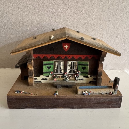 Vintage swiss chalet musical - swiss,