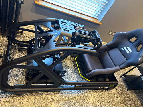 Fanatec racing simulator - racing,