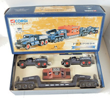 Corgi Set 55201: Pickfords 2 x